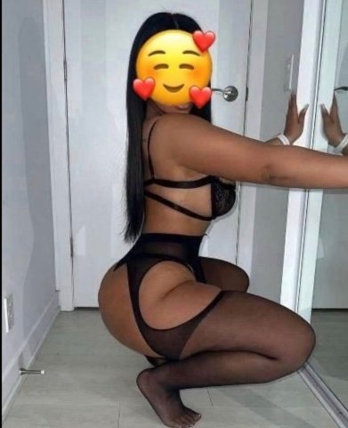 Latina Female Escort — New Outcall Only, Visiting - 1