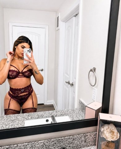 Mujer de 26 años — Escort en Denver, Colorado (relaciones serias) - 1