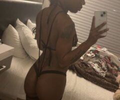 Petite Curvy Female Escort in Seattle — Raven for Outcalls - Image 6