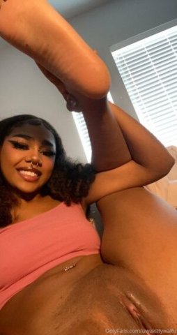 Milwaukee Asian Escort — Nuru Massage, Blowjobs, GFE & Car Date - 1