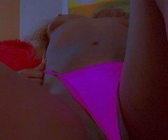 Fargo, ND Female Escort — video chat & teases (non-rush) - Image 5