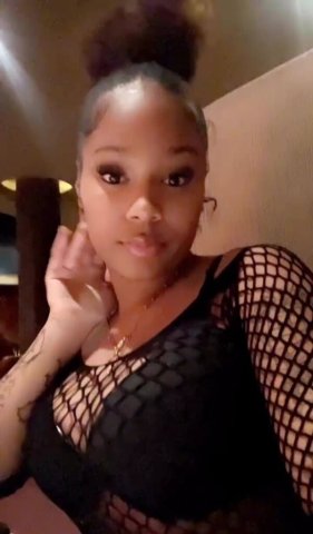Petite tight-pussy outcalls only — Mansfield, Ohio - 1