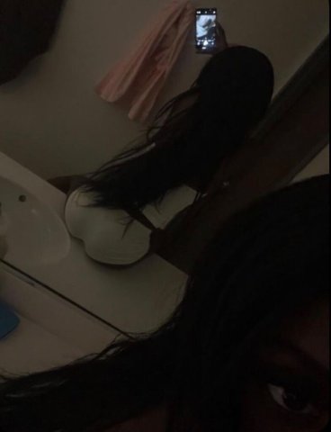 Chattanooga TN Female Escort — Incall, Outcall, and Carplay - 1
