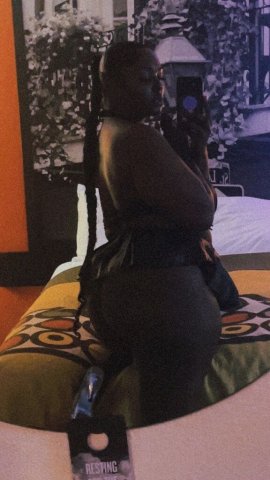 Houston, TX Chocolate Curves Incall Specials + Private Video Shows - 1