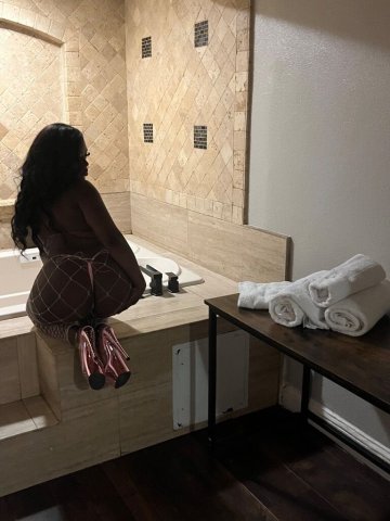 Stockton Female Escort — Squirting, breath play, disciplined 22 - 1