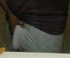 im horny wit 8inches 😝can I jack off to you - Image 3