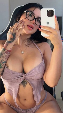 Incall or Outcall Female Escort in Manchester, NH — GFE & Video Calls - 1