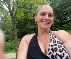 Bloomington escorts - Bloomington BJ Specials near College Ave & Downtown
