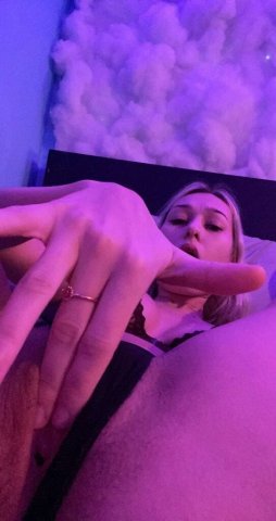 Chesapeake Female Escort — QV, HHR, and live video sex - 1