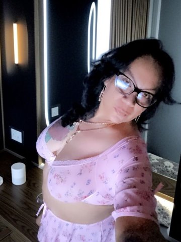 Columbus OH Kassandra (42) Mexican Female Escort — $100 Special - 1