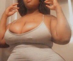 Minneapolis BBW Masseuse (Thick Light Skin) — Incall/Outcall + Car Dates - Image 5