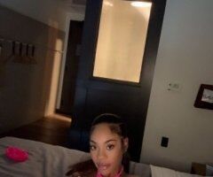 Minneapolis / St. Paul escorts - Minneapolis/St. Paul Slim Thick Escort — Video Verification, GFE/Dating & Bare Not Offered
