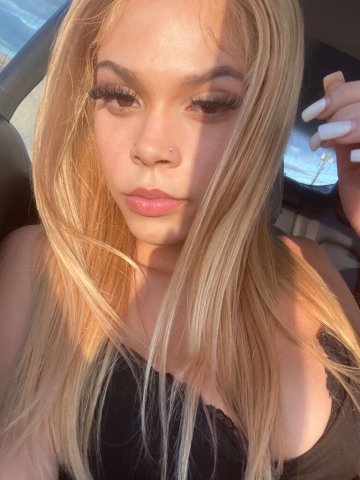 Premier (5'6") — Outcalls Only - 1