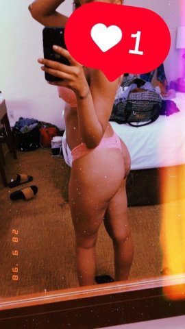 Charleston Female Escort — Outcalls, FT Calls & GFE - 1