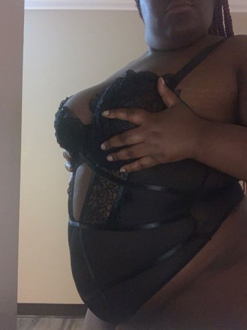 Watertown NY Juicy Sucking Queen — Incall, Outcall & Car Fun - 1