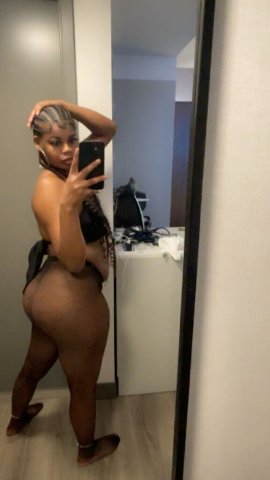 Detroit Female Escort — cardates only, car hookup - 1