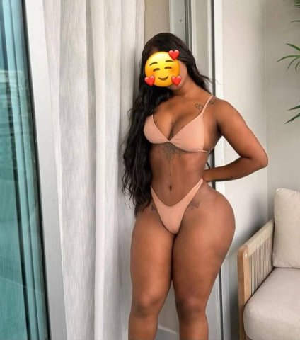 Latina Female Escort in Louisville — Nuru Massage + Incall - 1