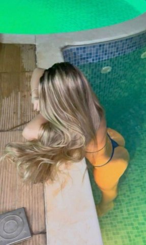 Latina Joven Female Escort en Orange County, CA — Servicio completo - 1