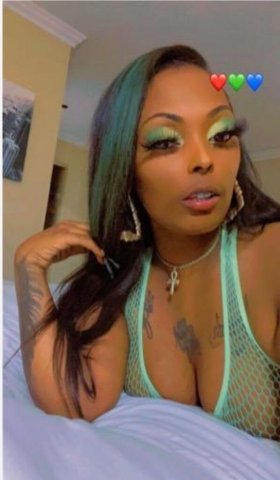 Mercedes — Discreet Incall & Facetime Verification in Norfolk - 1