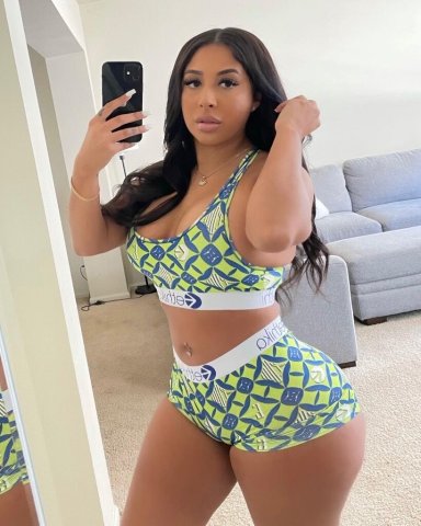 Latina Busty Escort in Charleston — Wet Goddess Service - 1
