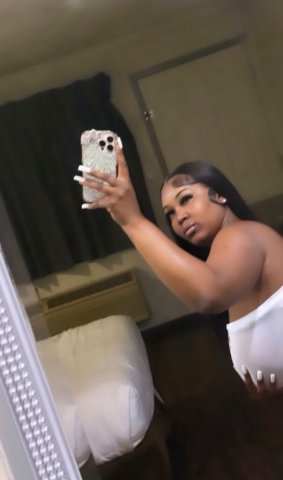 Bakersfield Thick Upscale Mamii — Ready Now (21) - 1