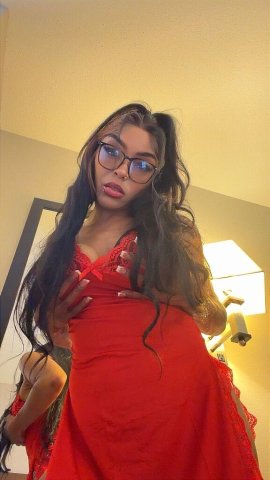 Sioux City Mixed Bombshell Escort — Incall/Outcall Sessions - 1