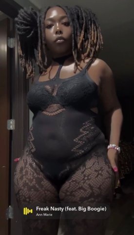 JuicytheHoudini  Outcall Throat Goat Special (2 Girl) — St. Louis - 1