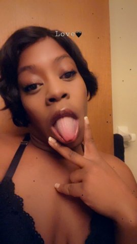 Cincinnati Female Escort — Incall & CarPlay Visits - 1