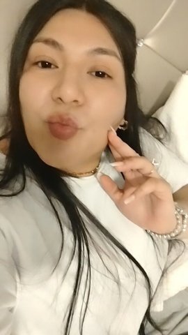 Abril nueva en Kansas City — colombiana, fotos reales - 1