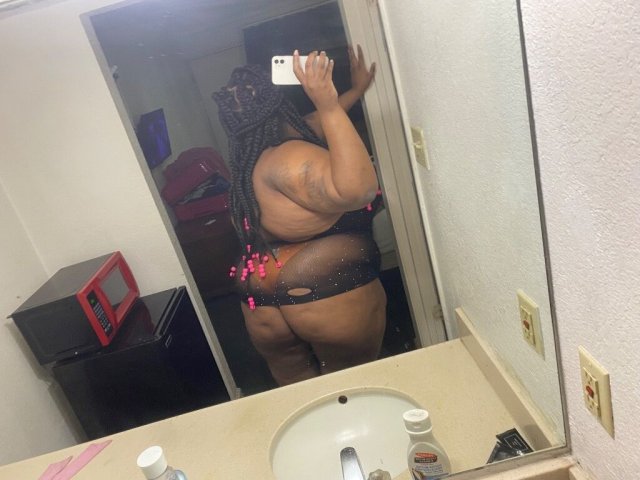 Incalls Only BBW Female Escort — Baton Rouge - 1