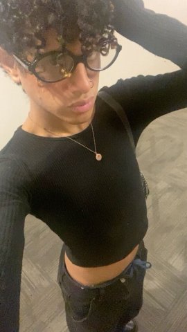 Looking for someone who can match my freak - 1