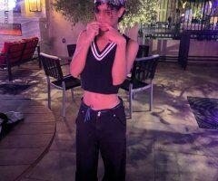 Looking for someone who can match my freak - Image 4