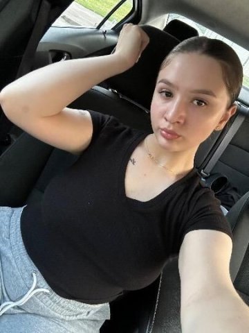 Colombian Female Escort in Ventura, CA — Oral Focus - 1