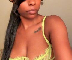 Bismarck escorts - Mariah — 5’7 Slim Thick Squirter Escort in Bismarck