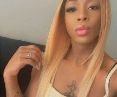 sexy ass trans Legacc - Image 6
