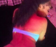 Portland Petite Female Escort for Outcalls Only — Dinner Dates, Massages & Toy Shows (19) - Image 2