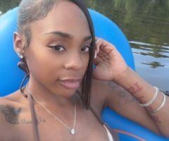 Minneapolis / St. Paul Slim Companion Escort — Feet Worship, Fetishes & Massages - Image 3