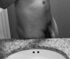 New to PDX 😈 Euro-white guy, sexy young stud 😜🔥 Cum get sum😈 - Image 6