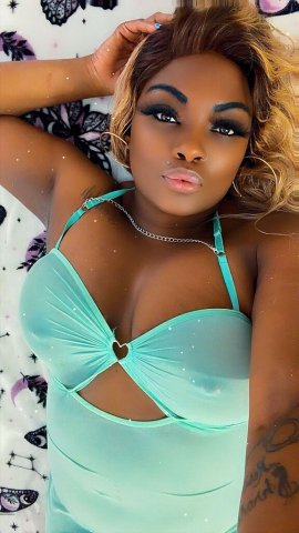 Miss Monique Is Back — Chocolate-Themed Female Escort (33) - 1