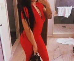 Omaha escorts - Discreet fun-size escort in Omaha, Nebraska