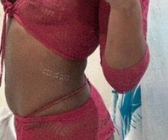 Khloe — Fresno CA Natural Curvy Female Escort (Outcalls & Car Fun) - Image 3