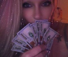 Blonde bombshell with tattoos — sarcastic, affectionate & couple/fetish friendly - Image 6