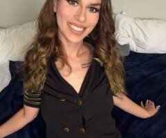 Indianapolis Flight Attendant — Private First-Class Experience - Image 3