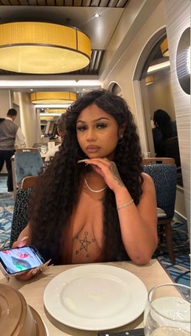 Nicaraguan Beauty Bubble Fantasy (Light Screening) — Tampa - 1