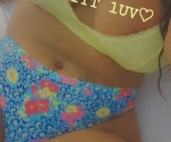 Minneapolis / St. Paul escorts - Britt — Tall super busty Dominican escort in Bloomington (Massages + Role Play)