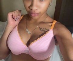 Pretty N Petite Female Escort in Houston — Content & Facetime Shows, Incalls/Outcalls - Image 2