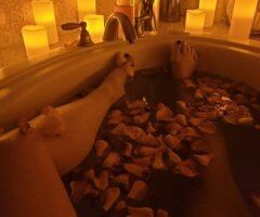 Lola — Mature BBW Female Escort (Northern Virginia) - Image 6