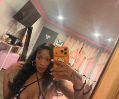 San Fernando Valley CA Outcall Female Escort — fetish-friendly car fun - Image 4