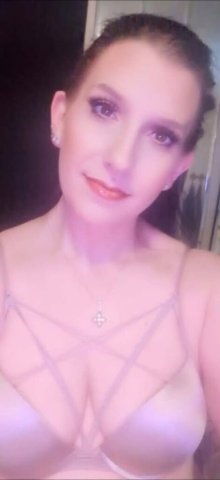 Hartford 44 Years Hot Mom — Incall, Outcall & Car Play - 1