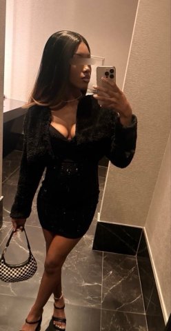 Petite Ebony Escort (Greenville) — Pregnancy Fetish - 1